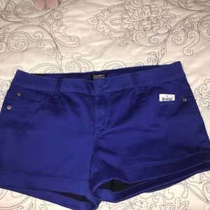 Celebrity Jean Shorts NWT